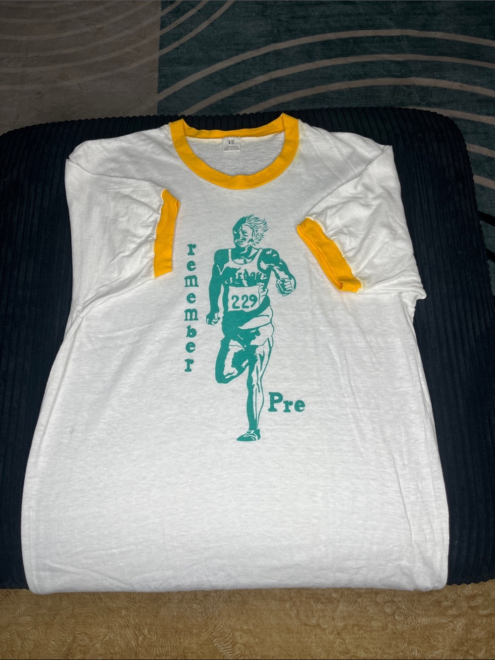 Vintage 1970’s Prefontaine T shirt - L